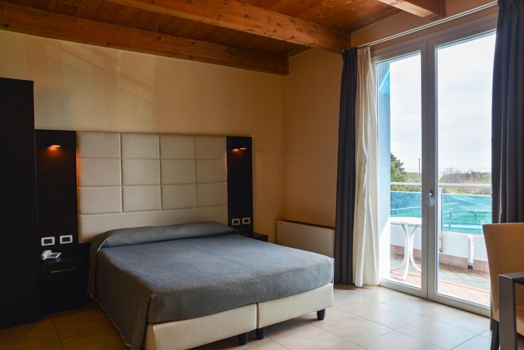 Hotel-Residence-B&B Le Dune Beach Service Included Lido Adriano Ngoại thất bức ảnh